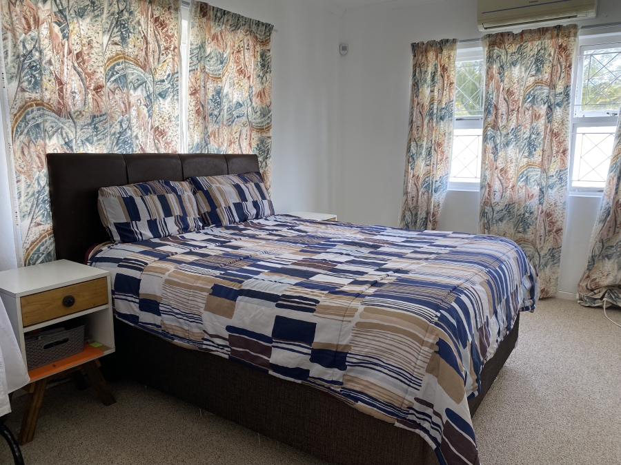 To Let 3 Bedroom Property for Rent in Kidds Beach Eastern Cape